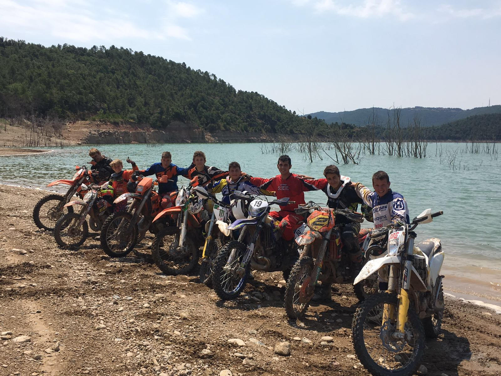 Bassella offroad school, colònies de moto infantils i juvenils  