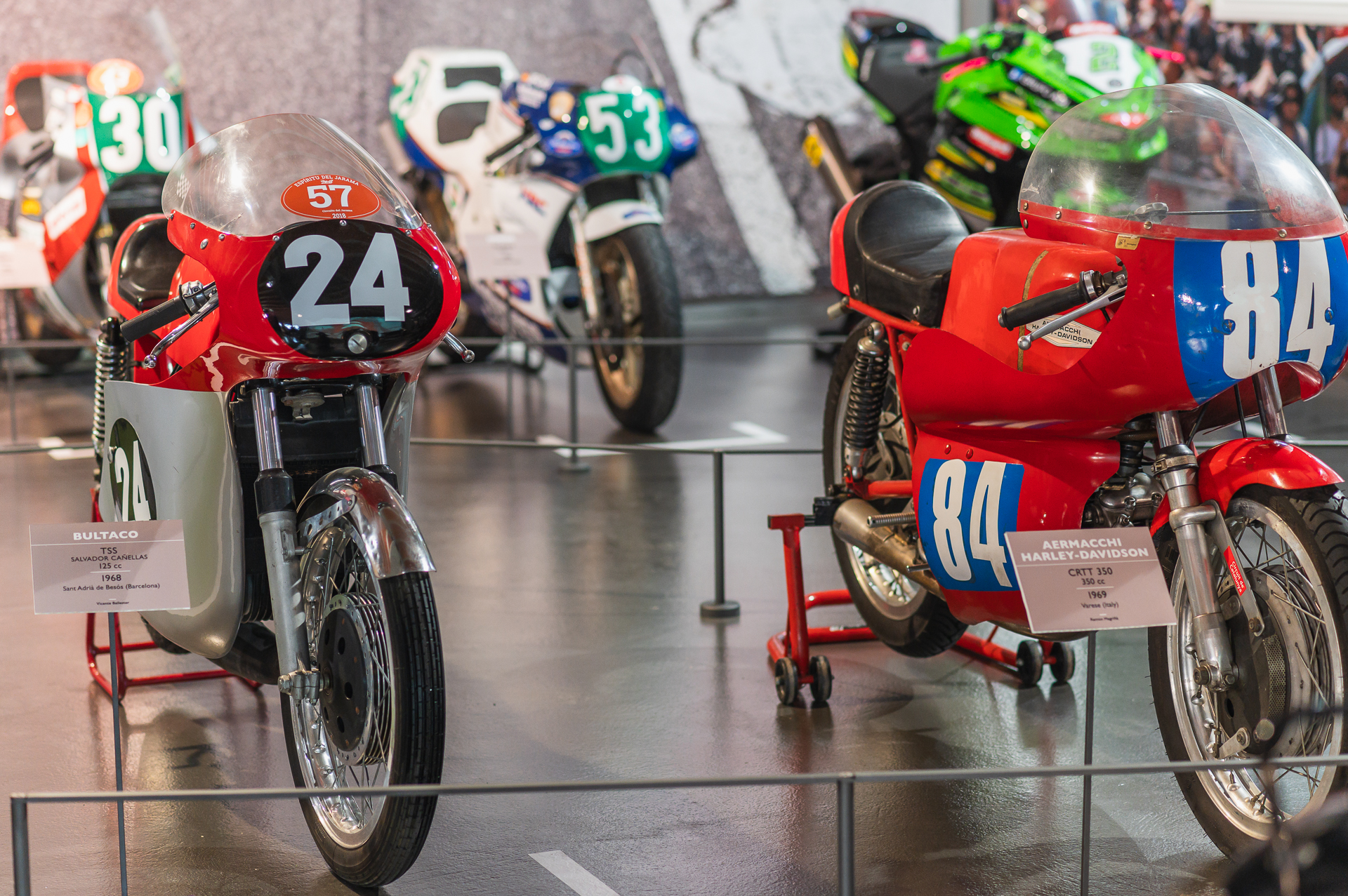 Multitudinària inauguració al Museu Moto Bassella 